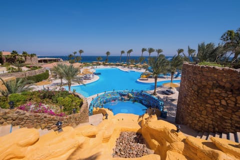 3 indoor pools, 3 outdoor pools