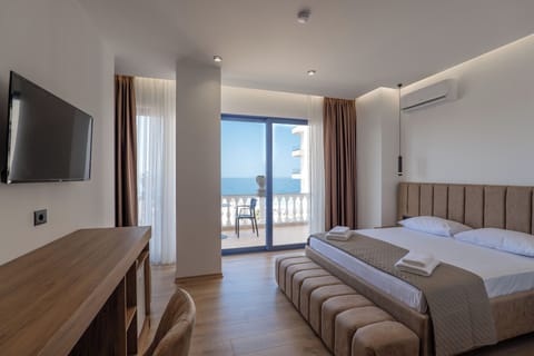 Deluxe Double Room, Sea View | Hypo-allergenic bedding available, desk, laptop workspace, soundproofing