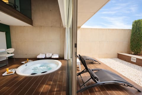 Superior Double Room (Daikiri) | Terrace/patio