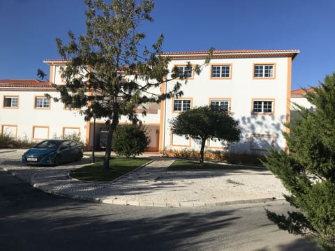 Flat is top floor on the right Flat is top floor on the right hand side