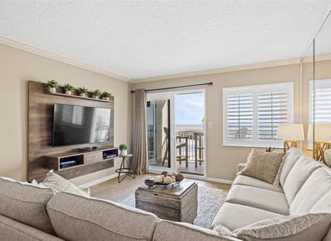 HSRC 204 Living Area with Private Balcony