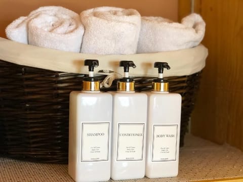 Bathroom amenities