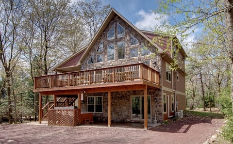 Welcome to Red Rock in The Poconos!