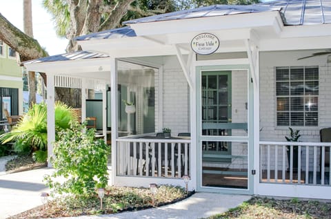 Welcome to Pura Vida Cottage!