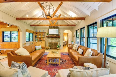 Living Room | Smart TV | Granite Fireplace