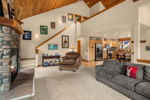 Cascade Pines: - Great room with loft above.