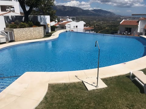 Infinity pool