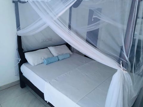 ground floor bed room