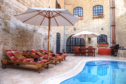 Pool area with Jaccuzi and swim jet