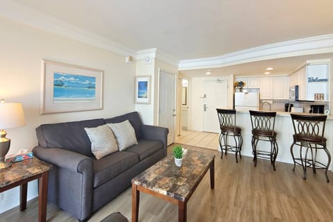 Clean, large one bedroom suite featuring a separate living area. Plenty of room for your family of 4!