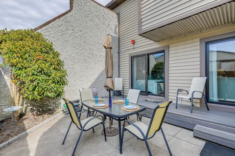 Ocean City Vacation Rental | 2BR | 2BA | 860 Sq Ft