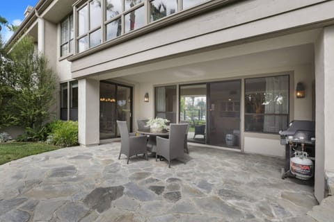 The patio feature ample dining space and the ability to relax in the ocean breeze.