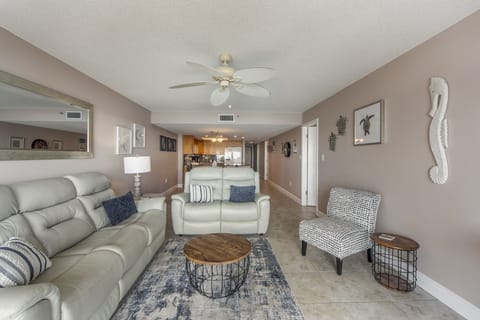 Las Brisas 205 Living Room