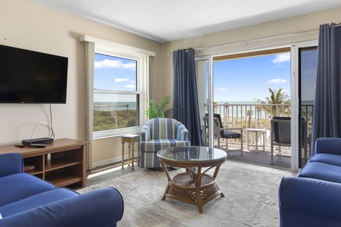 Beach Place 206 Living Room