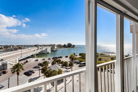 Beach Place #505
