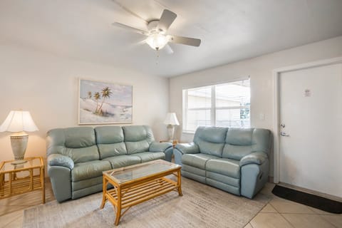 Surf Song 229 Living Room