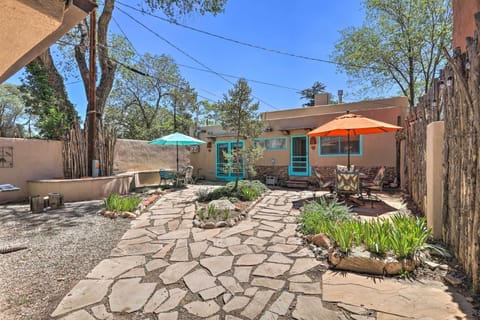 Santa Fe Vacation Rental | 2BR | 1BA | 550 Sq Ft | 1 Step for Access