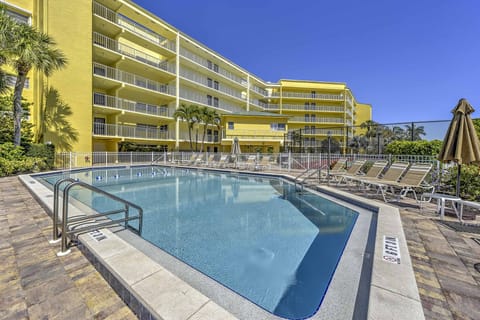 Marco Island Vacation Rental | 1BR | 1BA | Step-Free Access w/ Elevator