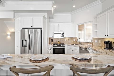 823P-Unit1-SandKasl-Imaging-San-Diego-Residential-Hospitality-Photography-7