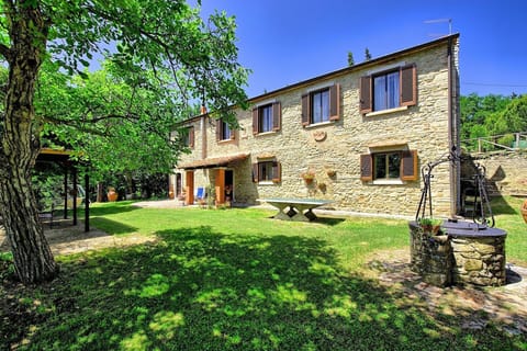 Building Exterior, Garden