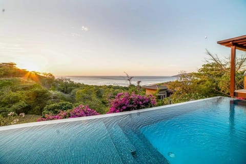 Welcome to Casa Ventana and enjoy amazing sunsets every afternoon!