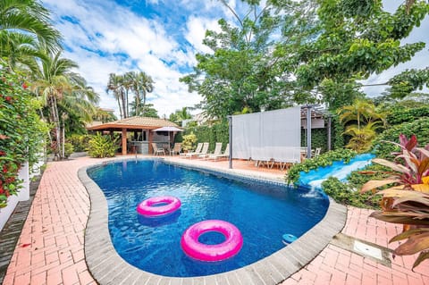 Villa Jaco Sol 4 bdr resort & pool near the beach (1052)