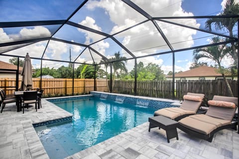 Naples Vacation Rental | 3BR | 2BA | 1,626 Sq Ft | Step-Free Access