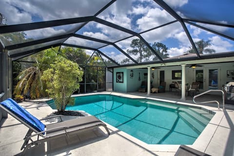 Naples Vacation Rental | 2BR | 2BA | 1 Step Required