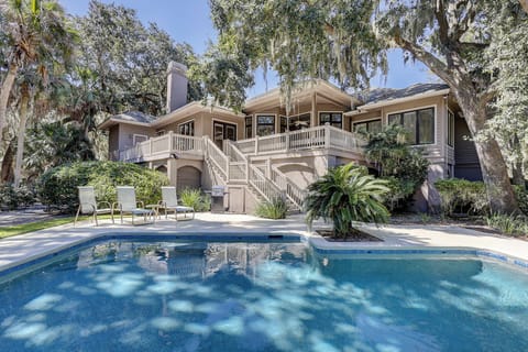 Pool/Back of Home