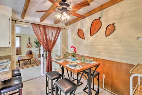 Tuscon Vacation Rental | 3BR | 2BA | 1,600 Sq Ft | Step-Free Access
