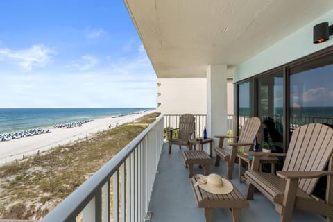 Balcony Views - Relax and enjoy the views