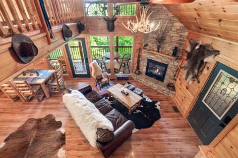 Sevierville Vacation Rental | 2 BR | 2 BA | 1,200 Sq Ft | Stairs Required