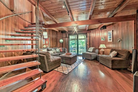 Keaau Vacation Rental | 2BR | 2BA | 1,280 Sq Ft | Steps Required