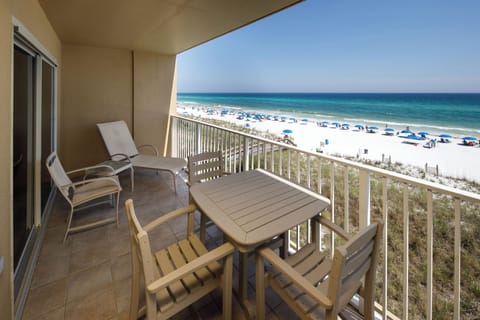 Balcony view - Spacious balcony & gorgeous views. Everyone is guaranteed to have an amazing view from the balcony