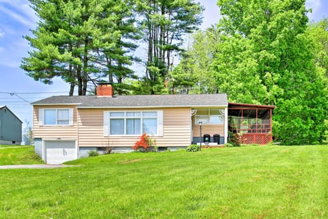 Mayfield Vacation Rental | 3BR | 2BA | 1,340 Sq Ft | 1 Story