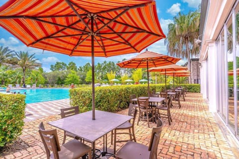 Festival Resort Community Pool area