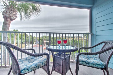 Hilton Head Vacation Rental | 2BR | 2BA | 860 Sq Ft | Elevator Access