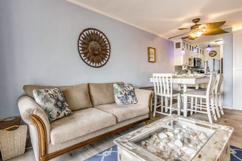 Hilton Head Vacation Rental | 2BR | 2BA | 860 Sq Ft | Elevator Access
