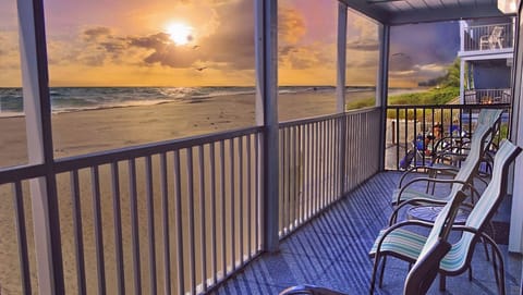 Watch the Sunset from your Screened-In Lanai