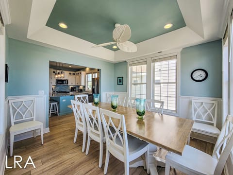 4176 Island Dr (Sea For Yourself [Int Ext Aerials]) - watermarked-09