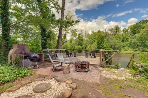 Elizabethton Vacation Rental | 4BR | 3BA | Step-Free Access | 3,500 Sq Ft