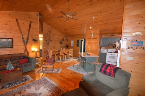 Open concept living, kitchen & dining - Open concept living, kitchen & dining