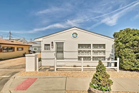 Lavallete Vacation Rental | 2BR | 1BA | 720 Sq Ft | Cottage | Step-Free Access
