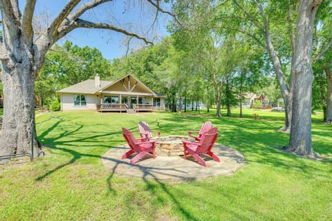 Eustace Vacation Rental House | 4BR | 3BA | 2,416 Sq Ft | Stairs Required