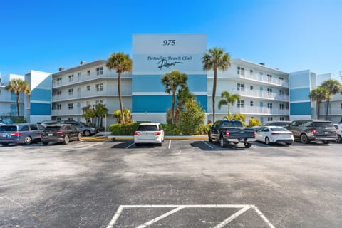 Welcome to Paradise Beach Club Resort, a relaxed beachfront destination with direct beach access and oceanfront living.