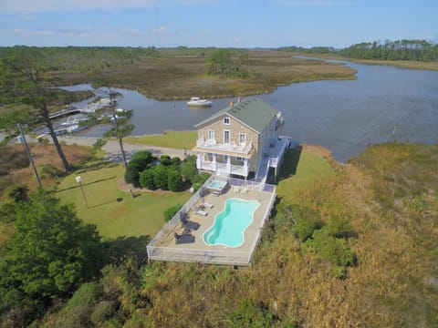 Sawyers Lodge - K9999