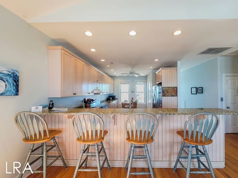 1618 N Shore Dr (Lucky Enough [Int Ext Aerials]) - watermarked-02