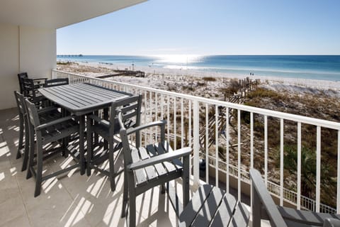 Balcony view - Relax after a long day in the sun with your favorite frosty cold beverage.  Get ready to see some of the most beautiful sunsets!