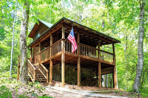 Sautee Nacoochee Vacation Rental | 1BR | 1BA | 720 Sq Ft | Stairs Required