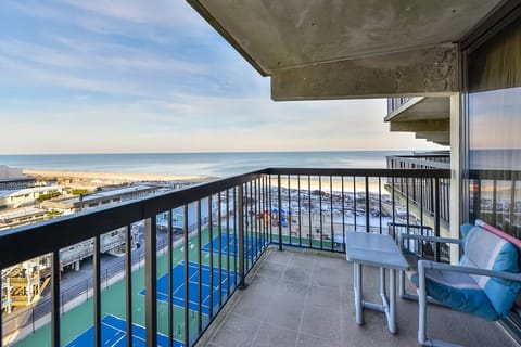Sea Watch 709 Balcony View